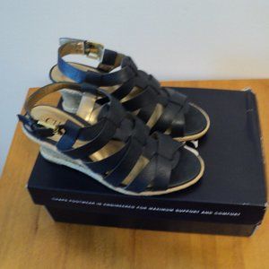 Chaps Navy Sandals - Size 6B - New in Box